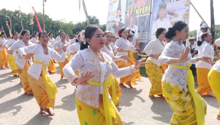 Ribuan Umat Hindu di Konawe Lakukan Melasti Tanda Penyambutan Hari Raya Nyepi