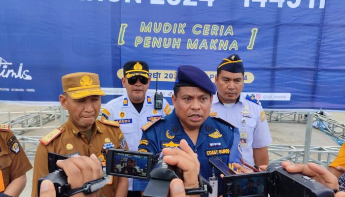 Gelar Apel Kesiagaan Jelang Mudik, Kepala KSOP Kendari Harap Transportasi Laut Aman dan Lancar