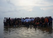 Gelar Kemah Sastra, Ulan Rinzhan : Mari Besarkan dan Harumkan HMPS Sastra Indonesia UHO