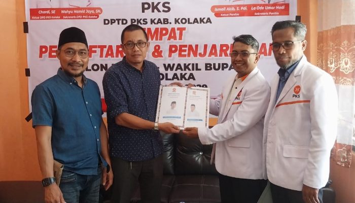 Serius Maju Pilkada Kolaka, BERAMAL Serahkan Berkas Pendaftaran di DPD PKS Kolaka
