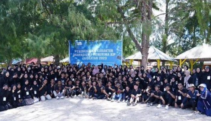 Tingkatkan Karakter Mahasiswa Penerima KIP kuliah IAIN Kendari, Husain Insawan : ingatkan 5 kompetensi