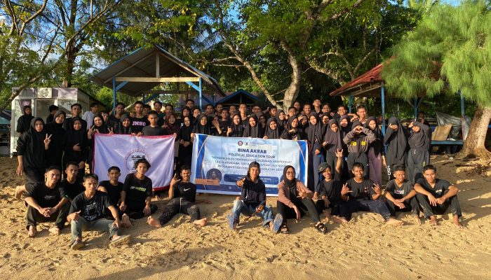 Tingkatkan Pemahaman Politik, HMPS Ilmu Politik UHO Gelar Bina Akrab Political Education Tour Batch II