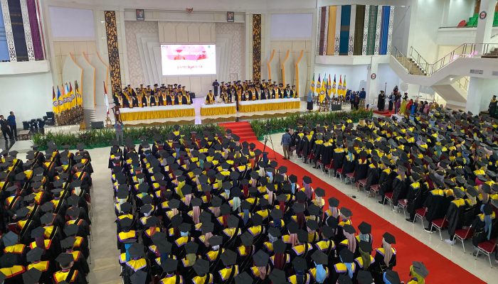 UHO Kendari Wisuda 1.005 Lulusan Baru Pada Gelombang Pertama