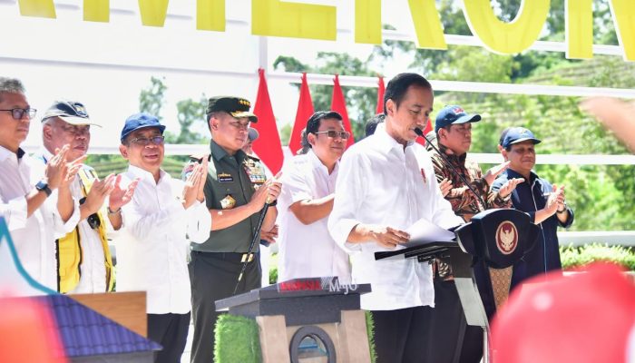 Presiden Joko Widodo Resmikan Bendungan Ameroro
