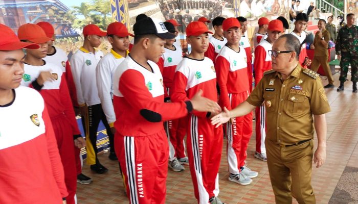 Jelang Peringatan Hari Pancasila, Pj Bupati Motivasi Anggota Paskibraka