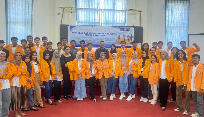 Pengurus BEM FEB UHO Periode 2024-2025 Resmi Dilantik