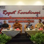 Rakor Pengawasan Penyusunan DPS, Dua Temuan Bawaslu jadi Atensi Dukcapil Kota Baubau