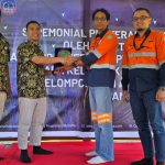 Menteri ESDM Serahkan Bantuan Pupuk ke Gapoktan Binaan PT Ceria