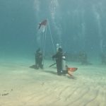 Puluhan Penyelam Ramaikan Pengibaran Bendera Merah Putih Bawah Laut Desa Wisata NAMU