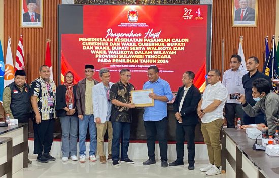 RS Bahteramas Serahkan Hasil Pemeriksaan Kesehatan Empat Paslon Cakada ke KPU Sultra