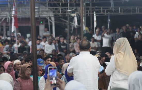 Berkunjung di Posko Abuki Harmin-Dessy Disambut Ribuan Simpatisan