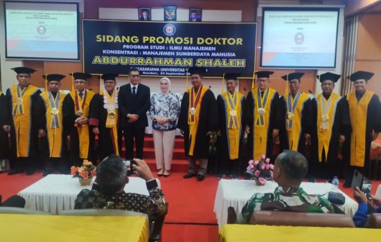 Ketua DPRD Sultra Abdurrahman Shaleh Raih Gelar Doktor Ilmu Manajemen