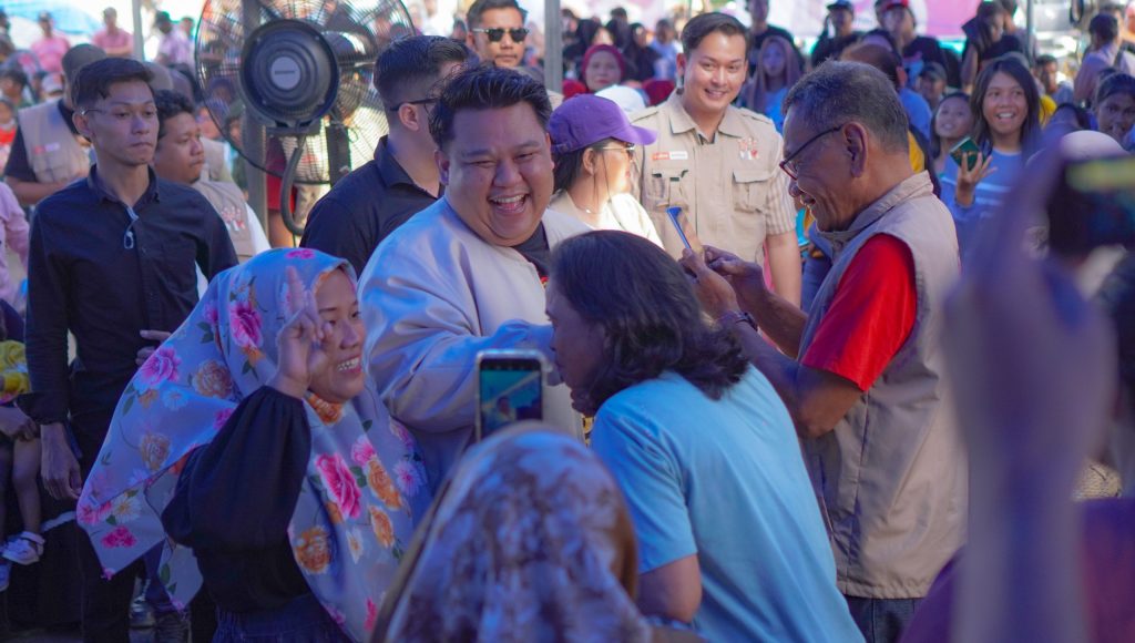 Pro Rakyat Kecil, Warga Kecamatan Kendari Barat Teriak Wali Kotaku ke Paslon Yudhi-Nirna saat Kampanye