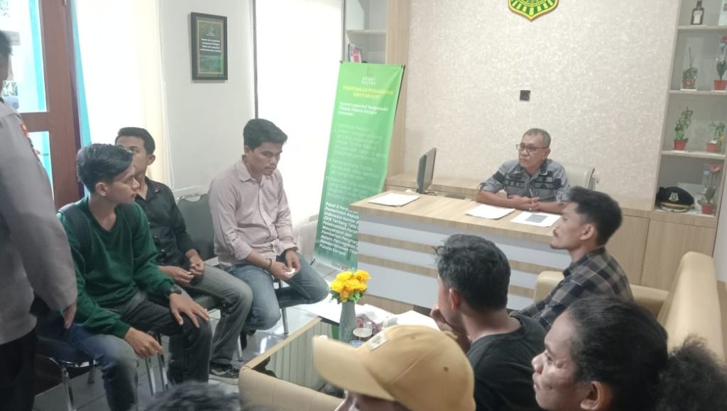 Mahasiswa Unjuk Rasa di Kejati Sultra Tuntut Penuntasan Kasus Korupsi VIP RSUD Bombana