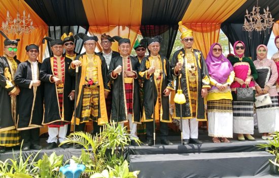 Ragam Atraksi dan Baju Adat Buton Meriahkan Karnaval Budaya Haroana Baubau 2024