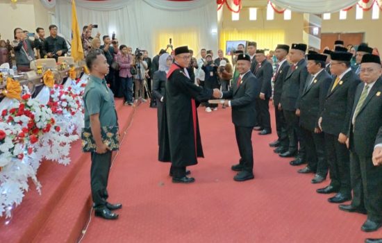 Resmi Dilantik, Berikut 30 Anggota DPRD Muna Periode 2024-2029