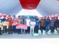Pj Gubernur di Muna, Salurkan Bantuan dan Tinjau Gerakan Pasar Murah