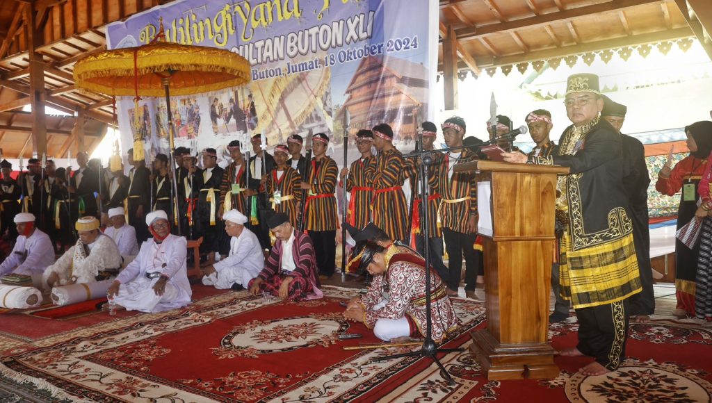 Pelantikan Sultan Buton XLI, Pj Gubernur Sultra Inisiasi Perda Masyarakat Hukum Adat
