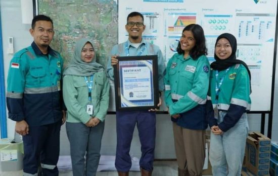 Tegas dalam Penanggulangan Penyakit Menular, PT Vale IGP Morowali Raih Penghargaan ADINKES 2024
