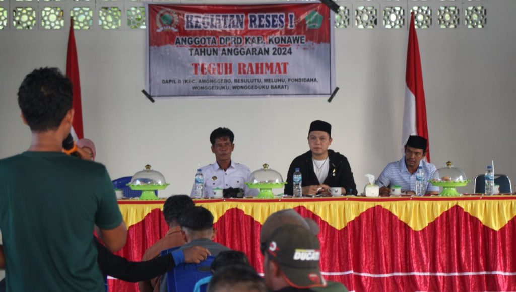 Reses di Amonggedo, Teguh Rahmat Serap Aspirasi Warga Desa