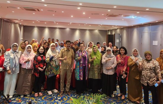DP3AP2KB Sultra Gelar Sosialisasi Pemenuhan Hak Anak