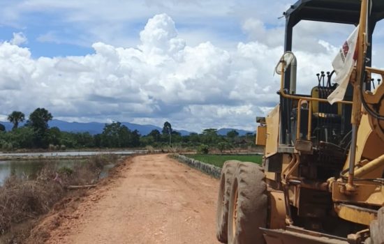 Jalan Mulai Diperbaiki, Warga: Terima Kasih Partai Gerindra Sultra