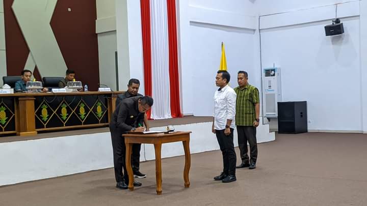 Rapat Paripurna APBD Baubau 2025 Ditetapkan Jadi Perda