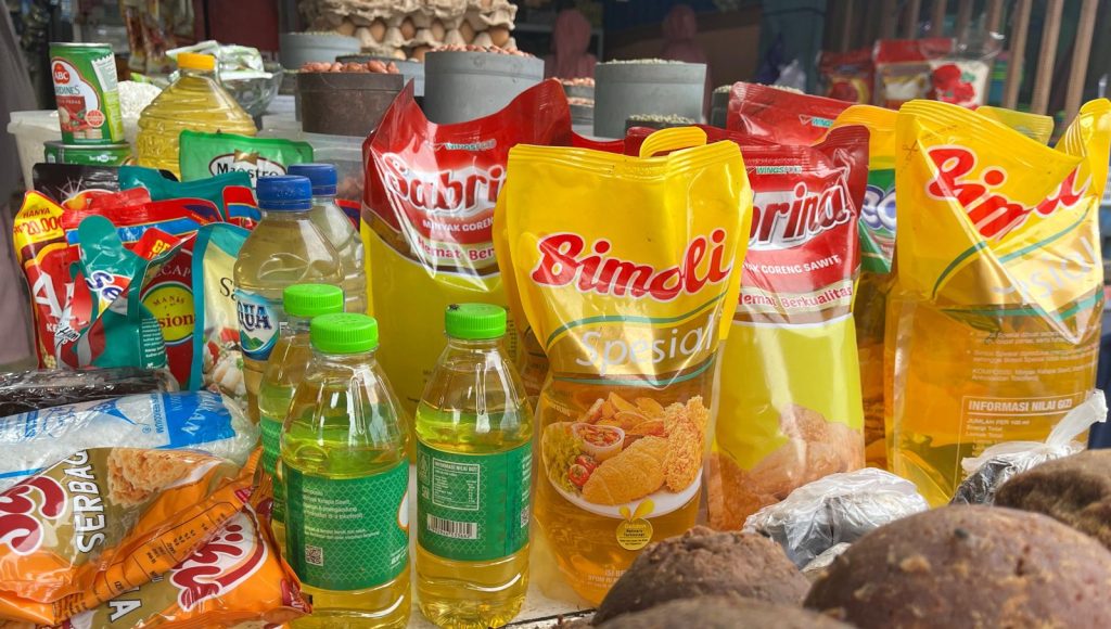 Harga Minyak Goreng dan Bahan Pokok Naik Menjelang Natal dan Tahun Baru