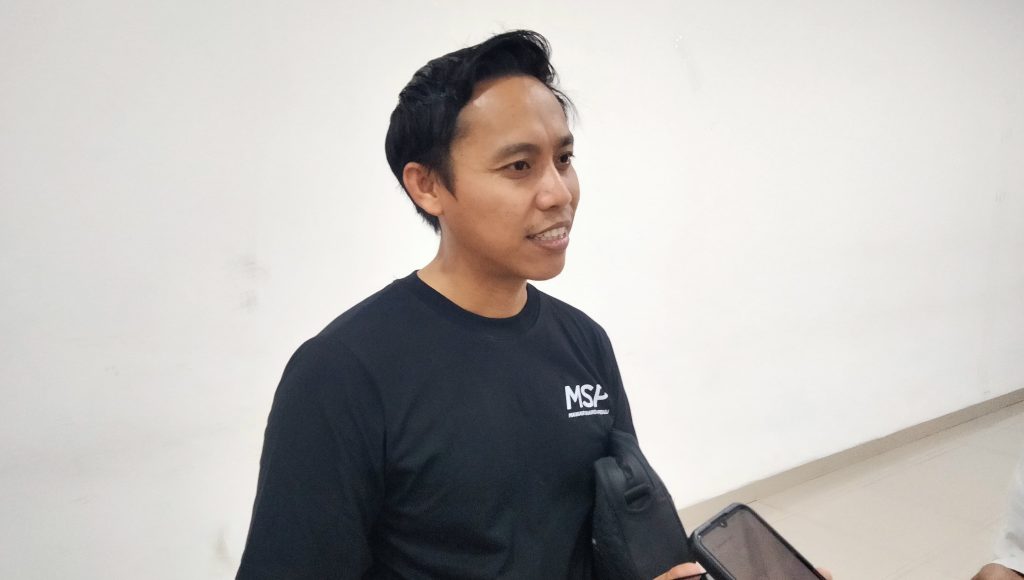 Dalam rangka meningkatkan akses kesehatan masyarakat, MSP ( Mawar Sharon Peduli) menyelenggarakan kegiatan pemeriksaan dan pengobatan gratis bagi warga prasejahtera dan lansia di Kota Kendari. Kegiatan ini berlangsung pada Rabu (11/12/2024), bertempat di Lapangan Upacara Balai Kota Kendari.foto Febiyanti