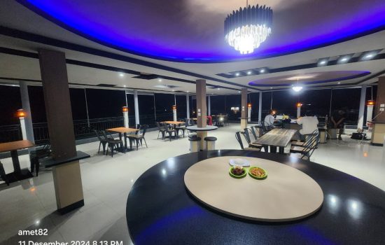 Launching Cafe Rooftop Fitros Baubau Tawarkan View Menawan Dengan Promo Diskon 30%