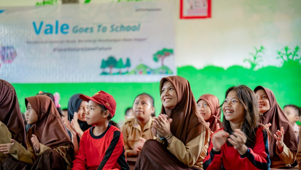 PT Vale Goes to School Tanamkan Semangat Peduli Lingkungan pada Generasi Muda