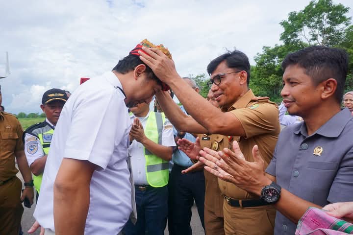 Pesawat Airbus A320-200 Milik Maskapai Super Air Jet Resmi Beroperasi di Baubau
