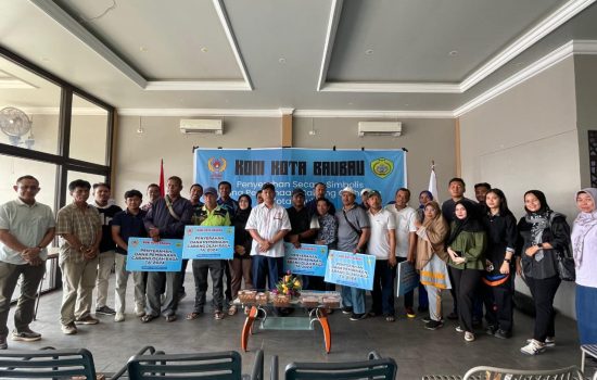 Dorong Prestasi Atlet, KONI Baubau Salurkan Dana Pembinaan