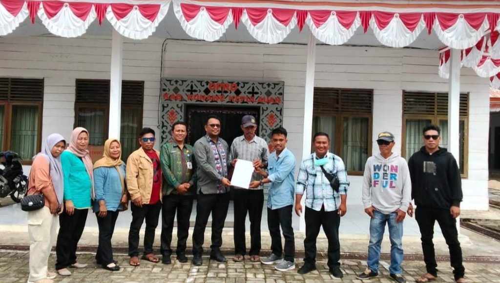 Setahun Honor Tak Dibayar, Perangkat Desa Patande bersama JPKP Konkep Adukan ke Dewan