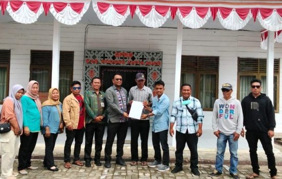 Setahun Honor Tak Dibayar, Perangkat Desa Patande bersama JPKP Konkep Adukan ke Dewan