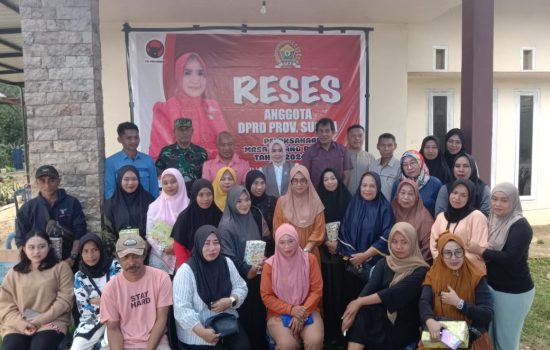 Gunartin Akhiri Reses Dengan Menyerap Aspirasi Warga di Kelurahan Rahandouna