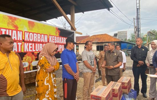 DPRD Kota Baubau Kunjungi Korban Kebakaran Diduga Disebabkan Kasus BBM Ilegal
