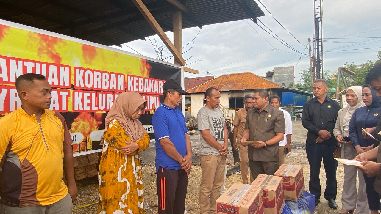 DPRD Kota Baubau Kunjungi Korban Kebakaran Diduga Kasus BBM Ilegal