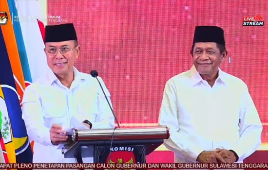 ASR &ndash; Hugua Resmi Ditetapkan sebagai Gubernur dan Wakil Gubernur Sultra