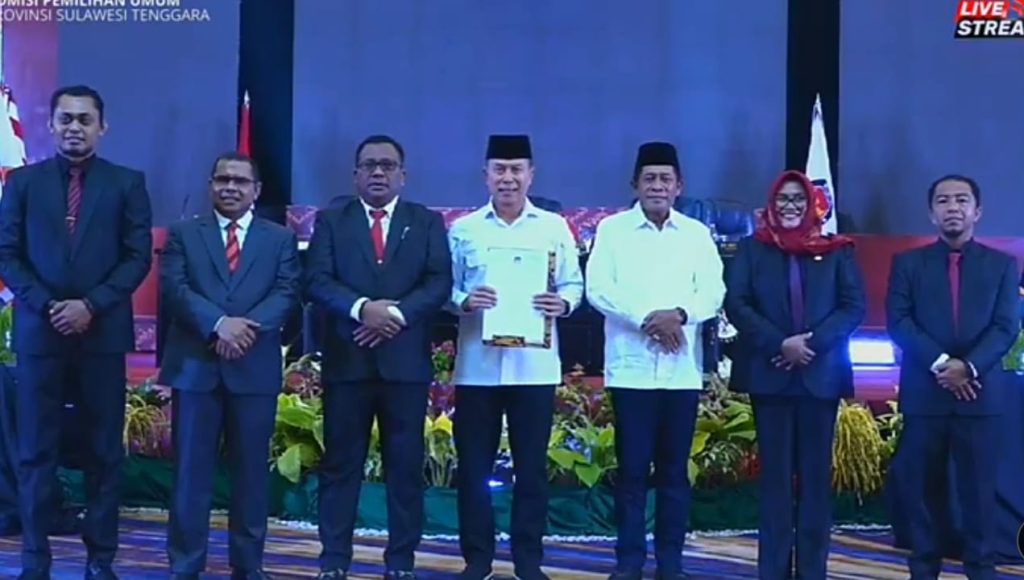 ASR - Hugua Resmi Ditetapkan sebagai Gubernur dan Wakil Gubernur Sultra