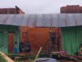 Akibat Angin Kencang Disertai Hujan di Kolaka, Sejumlah Rumah Rusak dan Pohon Tumbang