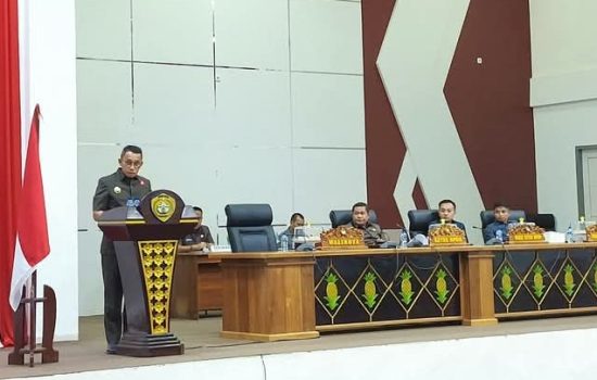 DPRD Baubau Tetapkan Yusran &ndash; Hamsinah sebagai Wali Kota dan Wakil Wali Kota