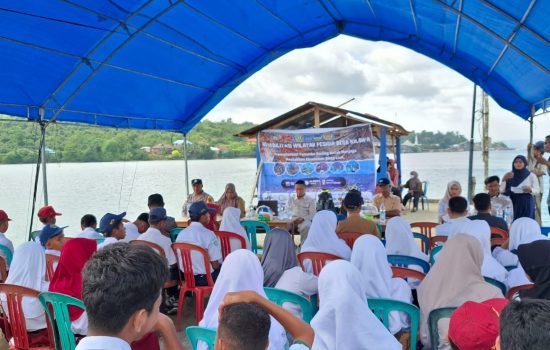Kolaborasi dengan Karang Taruna Desa Kolowa Buteng, IPPMK Kendari Gelar Rehabilitasi Desa Pesisir