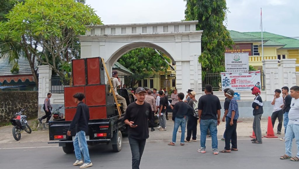 Demo dugaan Korupsi, Kejari Muna larang Wartawan Liput