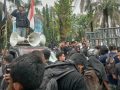 Mahasiswa Teknik UHO Kendari Gelar Aksi di DPRD Sultra Terkait Inpres No 1 / 2025