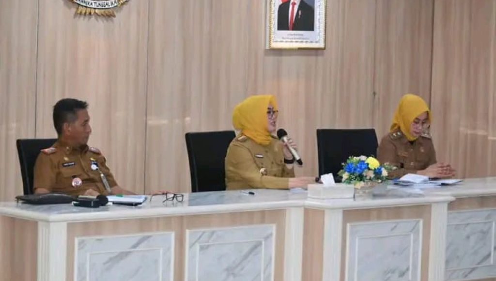 Wali Kota Kendari Gelar Rapat Perdana
