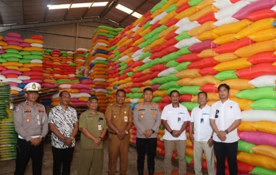 Polres Baubau Sidak Stok Beras, Pastikan Ketersediaan Aman Selama Ramadan