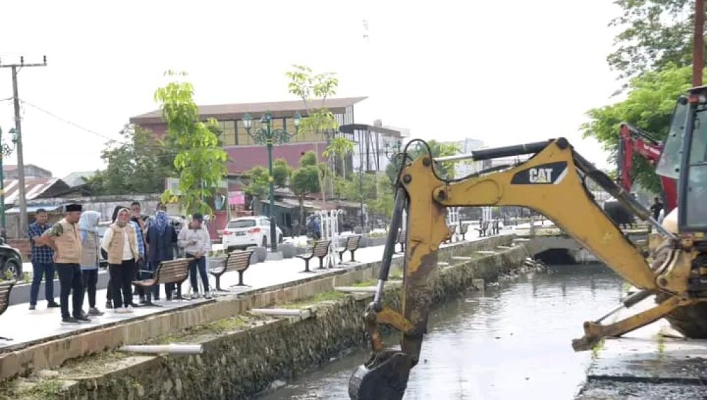 Wali Kota Kendari Tinjau Lokasi Banjir, Upayakan Penanganan Cepat