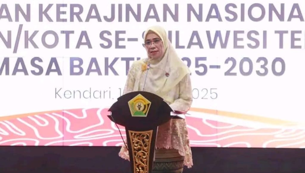 16 Ketua Dekranasda se-Sultra Resmi Dilantik, Fokus Majukan Kerajinan Daerah