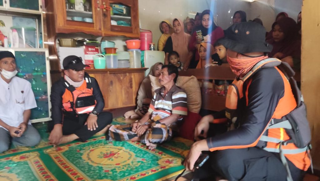 Nelayan Hilang di Perairan Kokoila Berhasil Ditemukan Dalam Kondisi Lemas